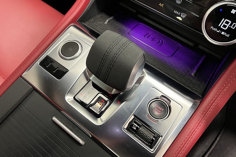 2023 (23) JAGUAR F-PACE 3.0 D300 R-Dynamic HSE Black 5dr Auto AWD 3505623