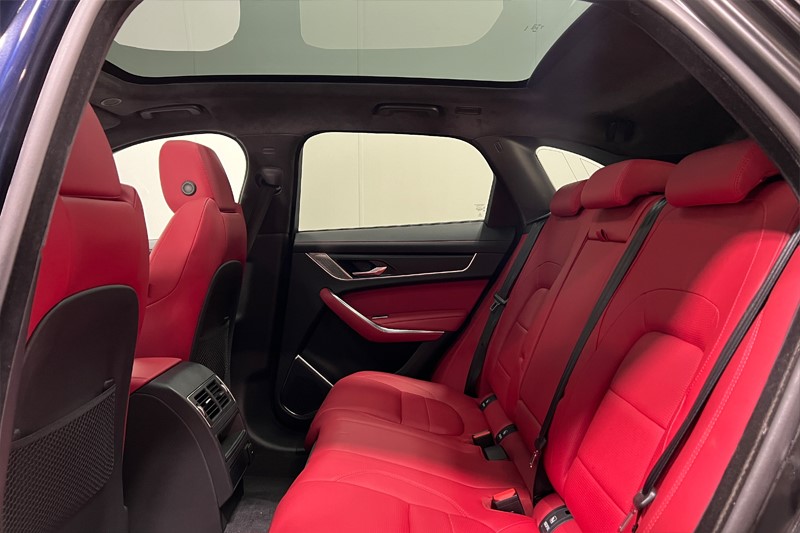 2023 (23) JAGUAR F-PACE 3.0 D300 R-Dynamic HSE Black 5dr Auto AWD 3505606