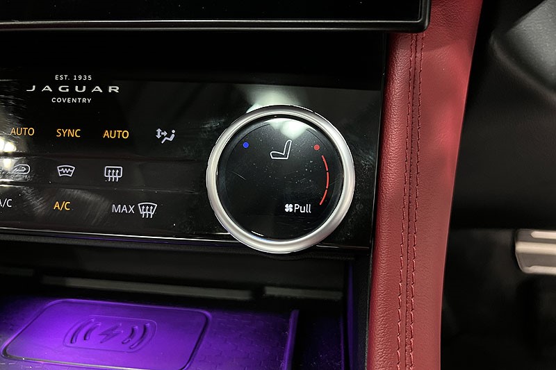 2023 (23) JAGUAR F-PACE 3.0 D300 R-Dynamic HSE Black 5dr Auto AWD 3505626