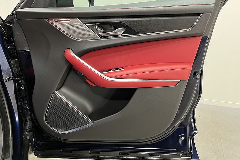 2023 (23) JAGUAR F-PACE 3.0 D300 R-Dynamic HSE Black 5dr Auto AWD 3505612