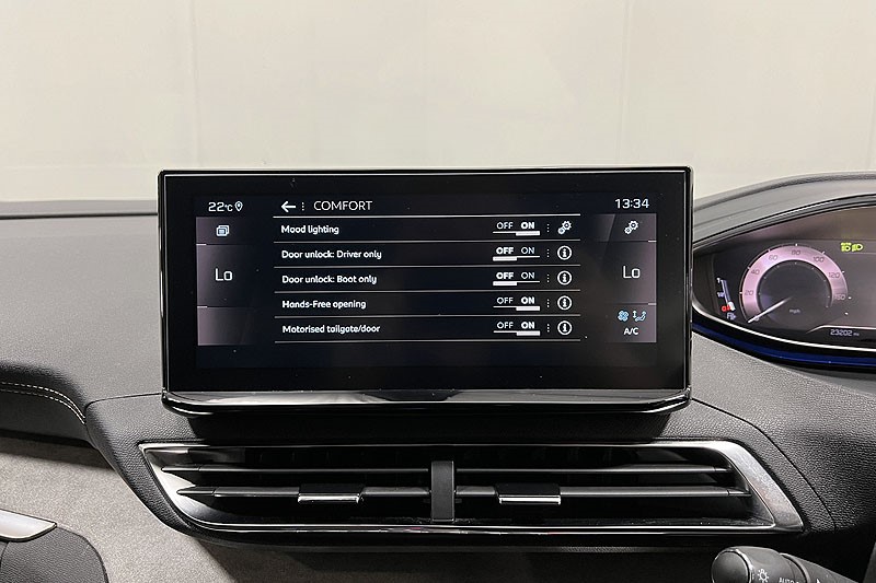 2022 (22) PEUGEOT 3008 1.5 BlueHDi GT Premium 5dr EAT8 3508974