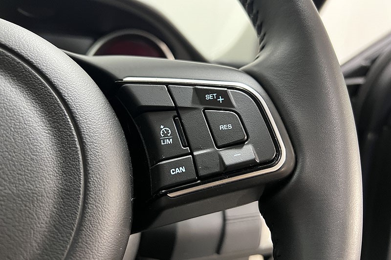 2020 (69) JAGUAR E-PACE 2.0d S 5dr 2WD 3575948