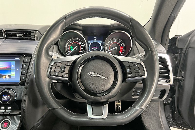 2017 (67) JAGUAR F-TYPE 2.0 R-Dynamic 2dr Auto 3537720