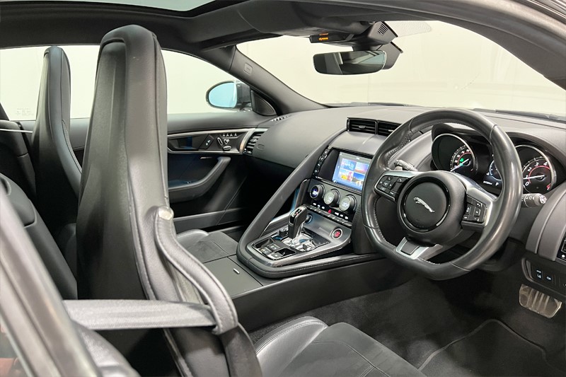2017 (67) JAGUAR F-TYPE 2.0 R-Dynamic 2dr Auto 3537711