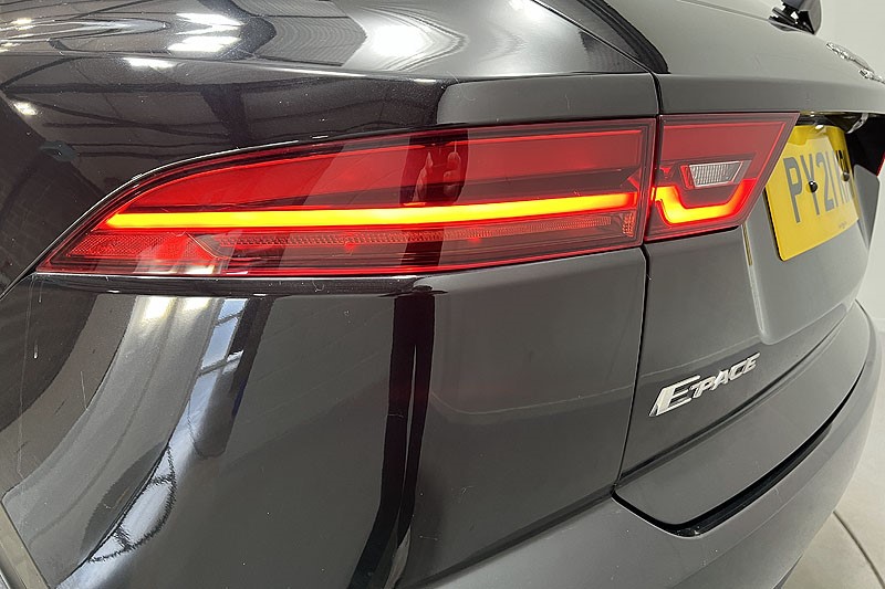 2021 (21) JAGUAR E-PACE 2.0 D165 R-Dynamic S 5dr Auto 3530293