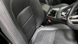 2021 (21) JAGUAR E-PACE 2.0 D165 R-Dynamic S 5dr Auto 3530266
