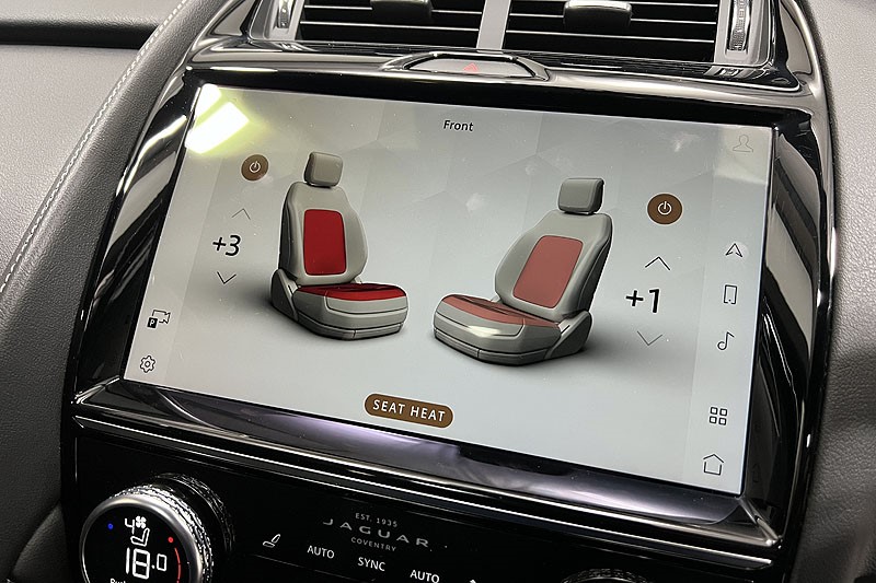 2021 (21) JAGUAR E-PACE 2.0 D165 R-Dynamic S 5dr Auto 3530283