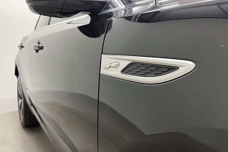 2021 (21) JAGUAR E-PACE 2.0 D165 R-Dynamic S 5dr Auto 3530300