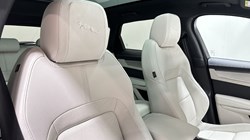 2023 (23) JAGUAR F-PACE 2.0 D200 R-Dynamic SE Black 5dr Auto AWD 3567817