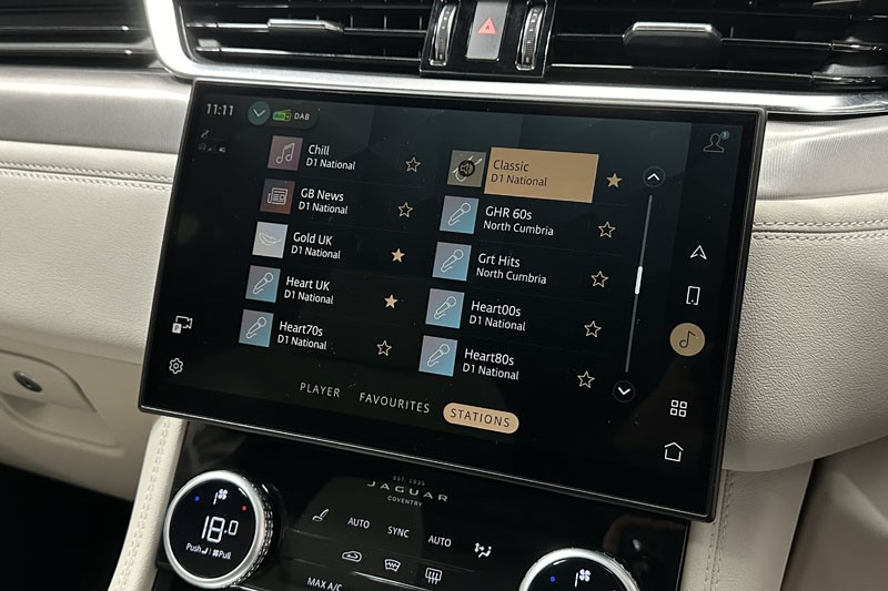 2023 (23) JAGUAR F-PACE 2.0 D200 R-Dynamic SE Black 5dr Auto AWD 3567828