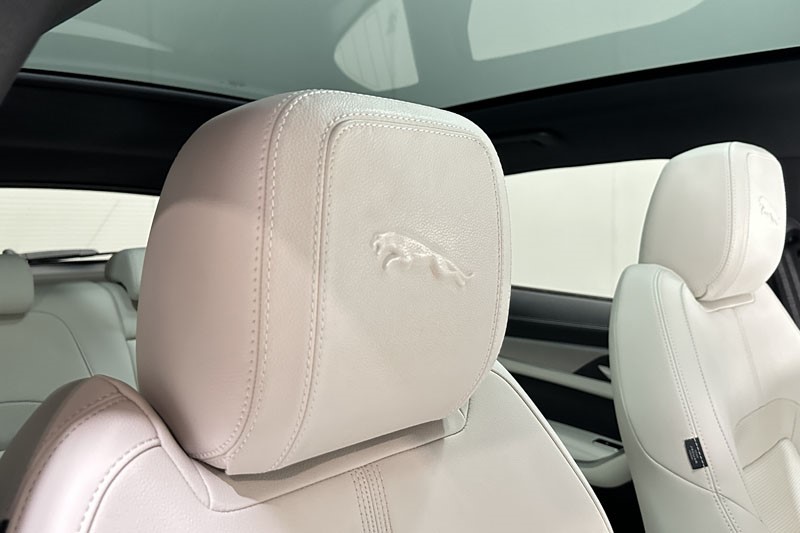 2023 (23) JAGUAR F-PACE 2.0 D200 R-Dynamic SE Black 5dr Auto AWD 3567816