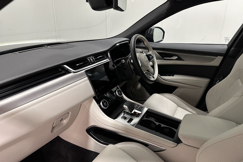 2023 (23) JAGUAR F-PACE 2.0 D200 R-Dynamic SE Black 5dr Auto AWD 3567832