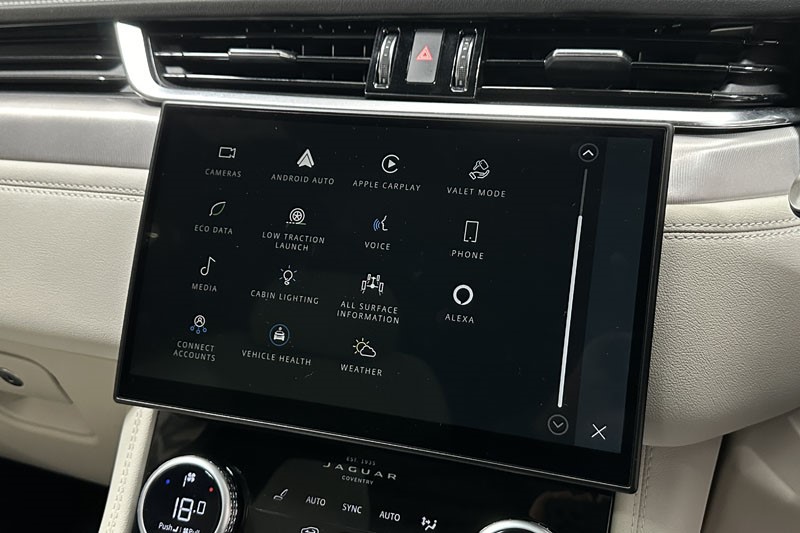 2023 (23) JAGUAR F-PACE 2.0 D200 R-Dynamic SE Black 5dr Auto AWD 3567831