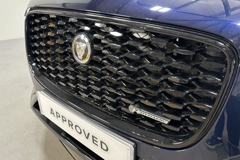 2023 (23) JAGUAR F-PACE 2.0 D200 R-Dynamic SE Black 5dr Auto AWD 3567848