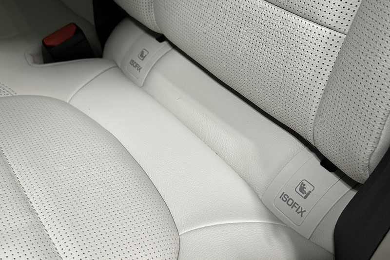 2023 (23) JAGUAR F-PACE 2.0 D200 R-Dynamic SE Black 5dr Auto AWD 3567837