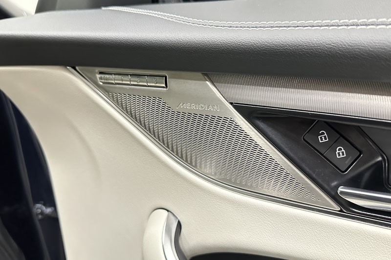 2023 (23) JAGUAR F-PACE 2.0 D200 R-Dynamic SE Black 5dr Auto AWD 3567814