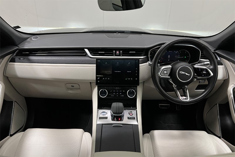 2022 (22) JAGUAR F-PACE 2.0 D200 R-Dynamic HSE 5dr Auto AWD 3573285