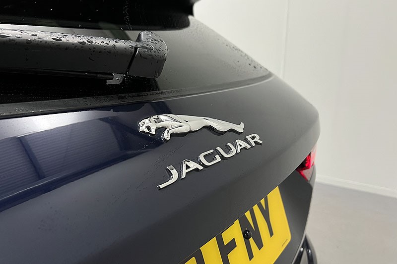 2022 (22) JAGUAR F-PACE 2.0 D200 R-Dynamic HSE 5dr Auto AWD 3573320