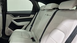 2022 (22) JAGUAR F-PACE 2.0 D200 R-Dynamic HSE 5dr Auto AWD 3573312