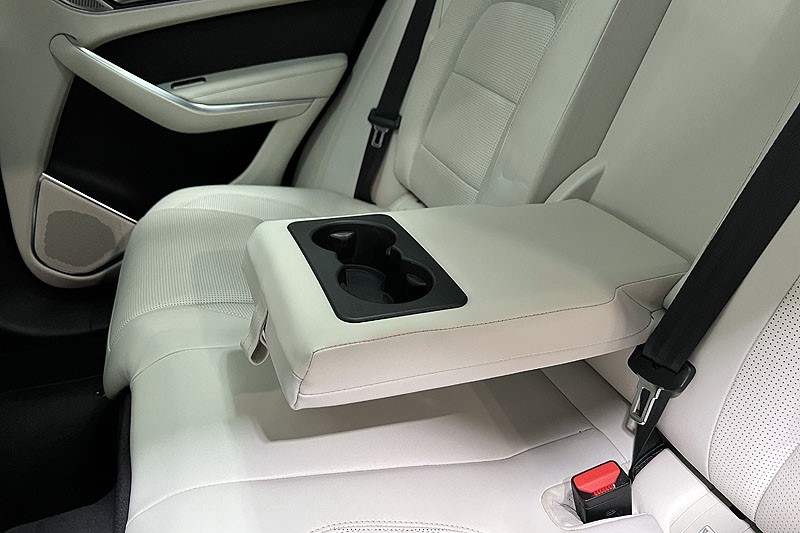 2022 (22) JAGUAR F-PACE 2.0 D200 R-Dynamic HSE 5dr Auto AWD 3573314