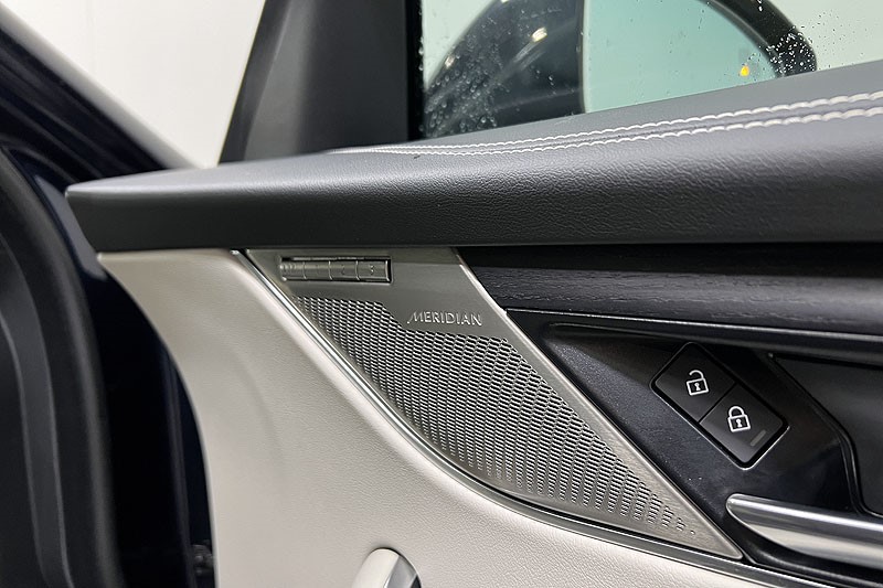 2022 (22) JAGUAR F-PACE 2.0 D200 R-Dynamic HSE 5dr Auto AWD 3573287