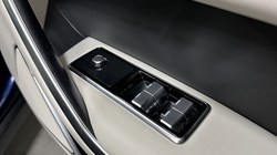 2022 (22) JAGUAR F-PACE 2.0 D200 R-Dynamic HSE 5dr Auto AWD 3573289