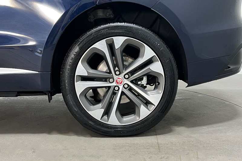 2022 (22) JAGUAR F-PACE 2.0 D200 R-Dynamic HSE 5dr Auto AWD 3573284