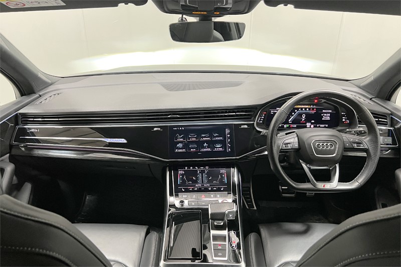 2022 (22) AUDI Q7 S TFSI Quattro Black Edition 5dr Tiptronic 3538611