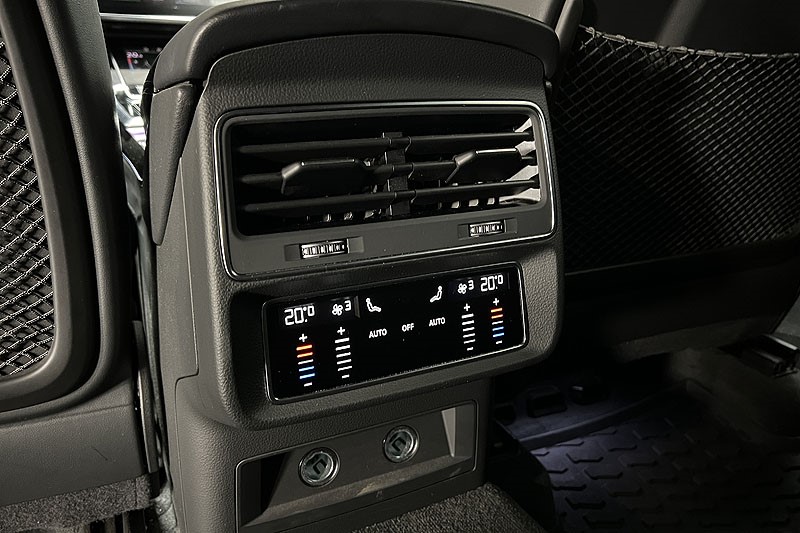 2022 (22) AUDI Q7 S TFSI Quattro Black Edition 5dr Tiptronic 3538653