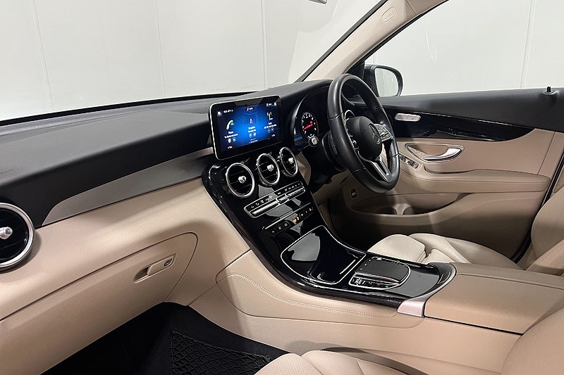 2020 (20) MERCEDES-BENZ GLC 300 4Matic Sport 5dr 9G-Tronic 3554507