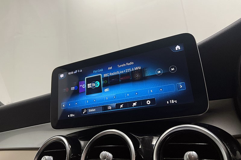 2020 (20) MERCEDES-BENZ GLC 300 4Matic Sport 5dr 9G-Tronic 3554504