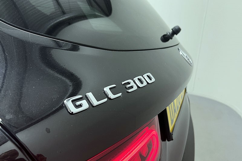 2020 (20) MERCEDES-BENZ GLC 300 4Matic Sport 5dr 9G-Tronic 3554519