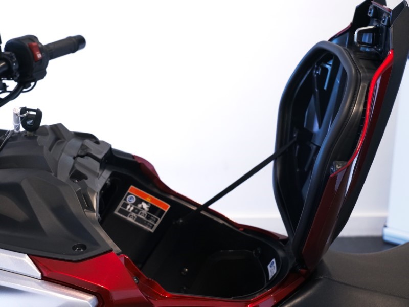 2024 (74) Honda NC750X 3252102