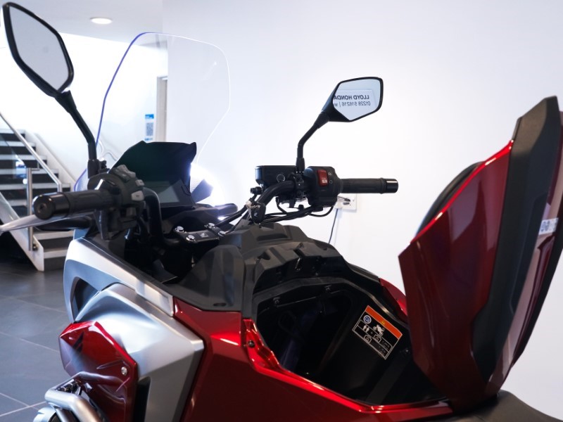 2024 (74) Honda NC750X 3252101