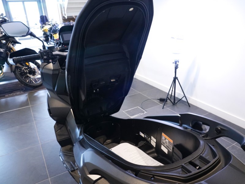  Honda ADV350 3236775