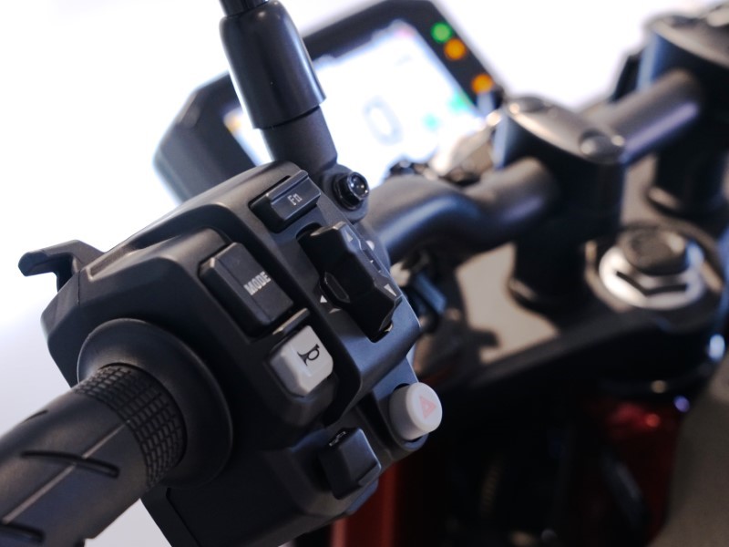  Honda CB750 Hornet 3233795