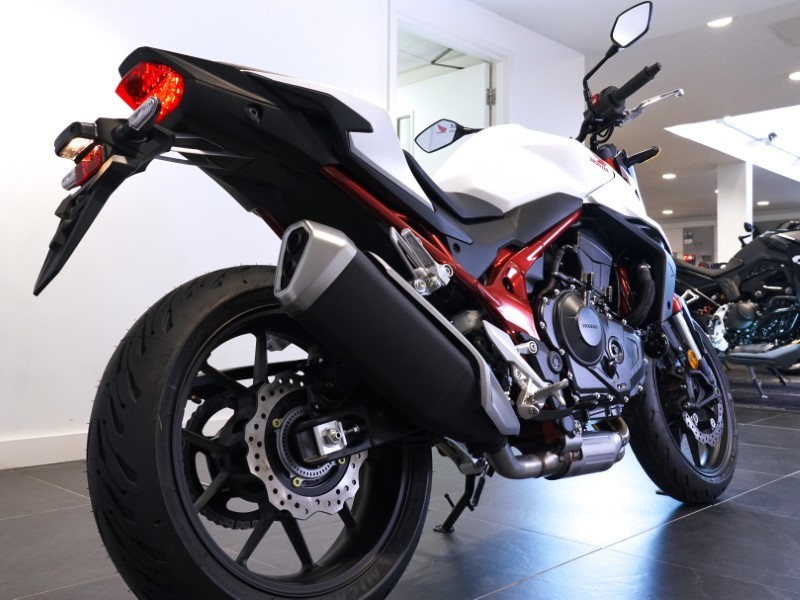  Honda CB750 Hornet 3233802