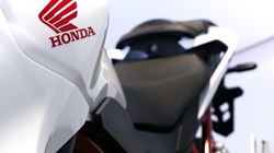 Honda CB750 Hornet 3233811