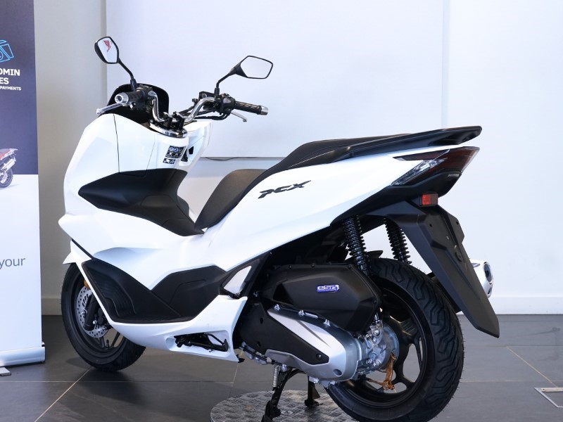  Honda PCX125 3281900