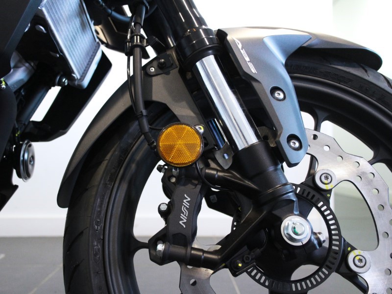  Honda CB125R 3516747