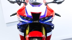 Honda CBR1000RR-R Fireblade SP 3954211