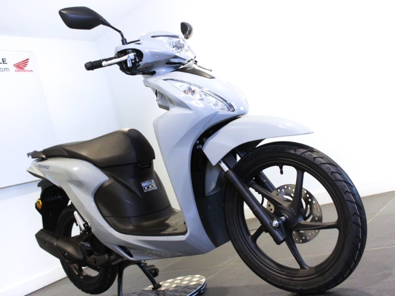  Honda NSC110 Vision 4487206