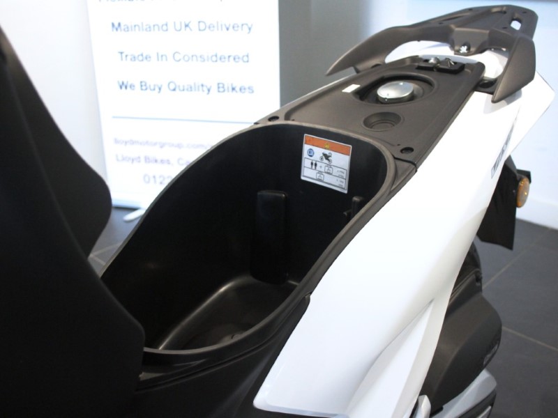  Honda NSC110 Vision 4487035