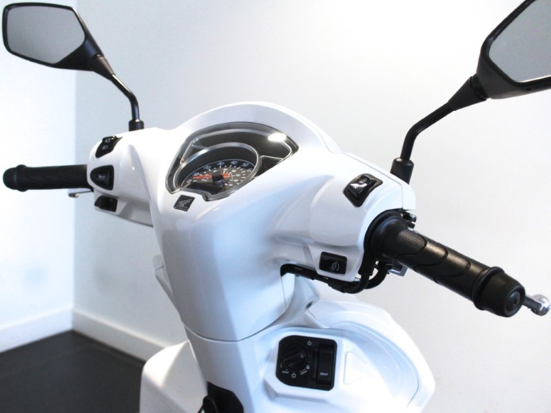  Honda NSC110 Vision 4487026