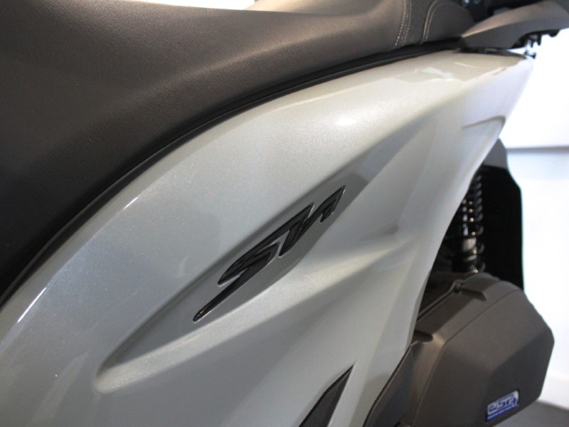  Honda SH125i Plus Smart Top Box 4486980