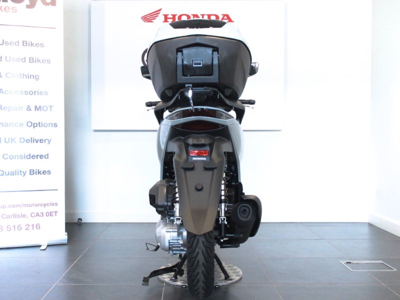  Honda SH125i Plus Smart Top Box 4486967