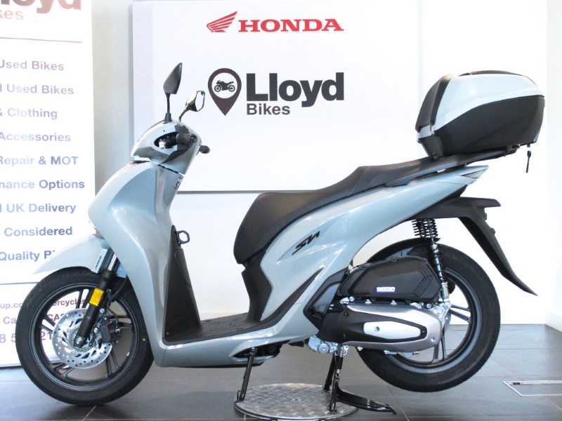  Honda SH125i Plus Smart Top Box 4486965