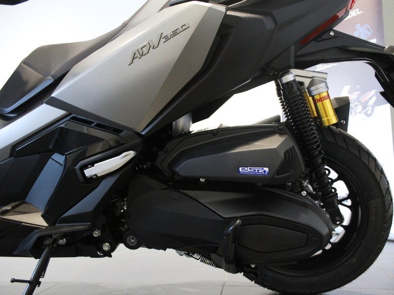 Honda ADV350 4761079