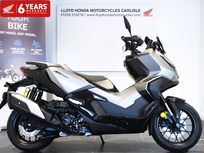HONDA ADV