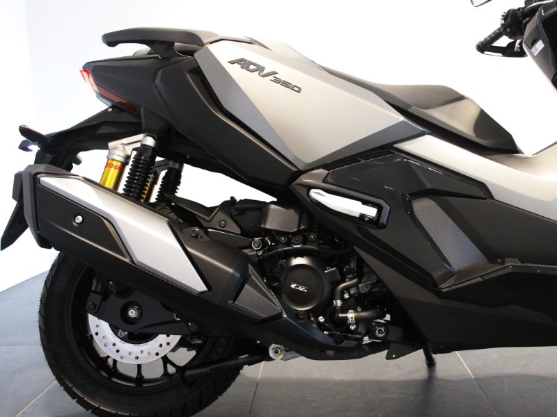  Honda ADV350 4761072